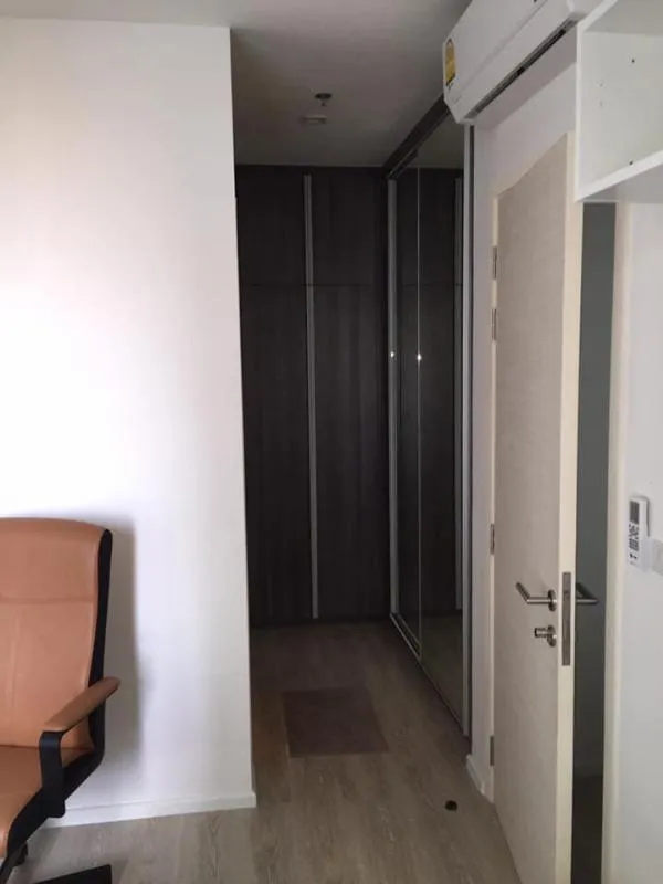 ห้องมุมมาแล้ว คอนโดให้เช่า Quinn Condo วิวสระ บรรยากาศเหมือนบ้าน มีสวนส่วนตัว อยากอยู่ฟินๆจองเลยจ้า