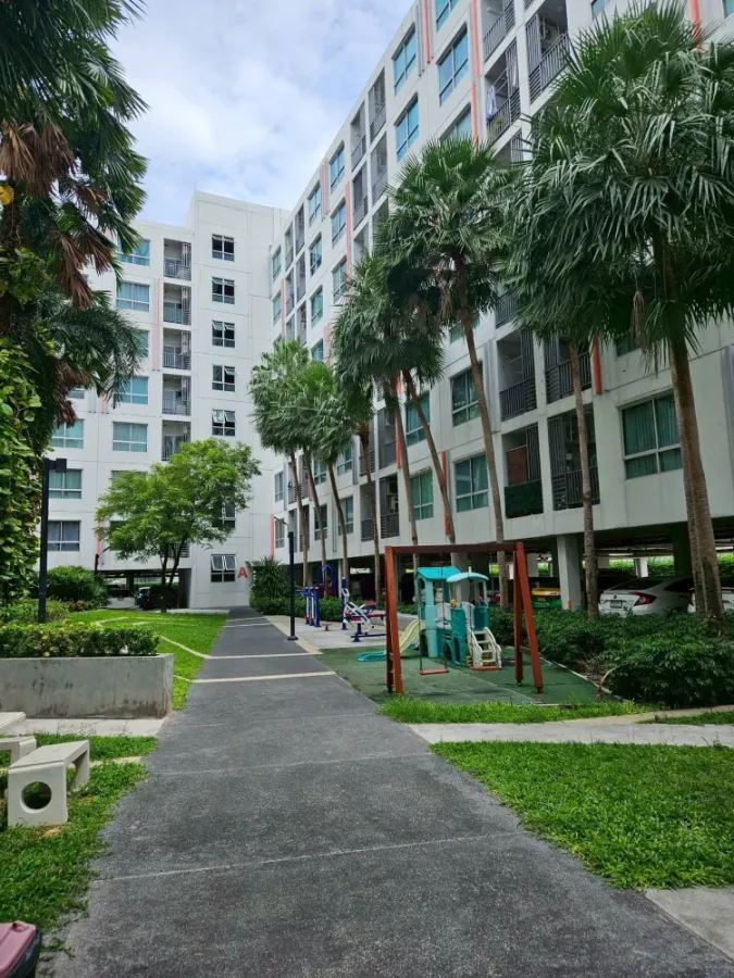 For rent: The Niche ID Rama 2. Comfortable room, affordable price, and complete amenities. Book now!