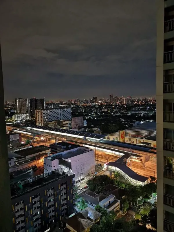 For rent Lumpini Park Rattanathibet-Ngamwongwan. The room is ready, high floor, great view, affordable price, don't miss it.