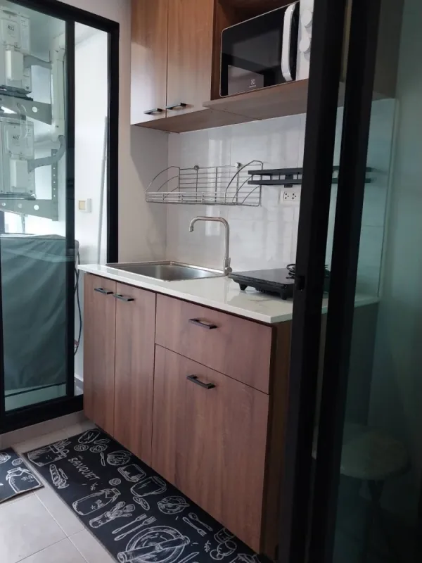 ให้เช่า คอนโด รีช พหลโยธิน 52 ชั้น 6 ห้องกั้นเป็นสัดส่วน พร้อมเฟอร์นิเจอร์ครบครัน จองด่วนๆ