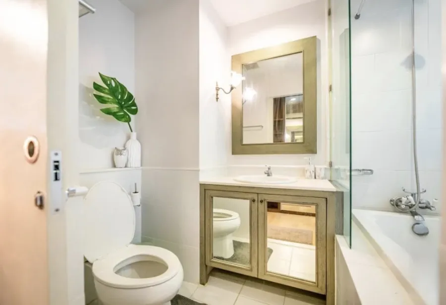 For sale: The Seed Terre Ratchayothin. Beautifully decorated, elegant and expensive-looking. Plenty of usable space. Fully furnished. Reserve now!