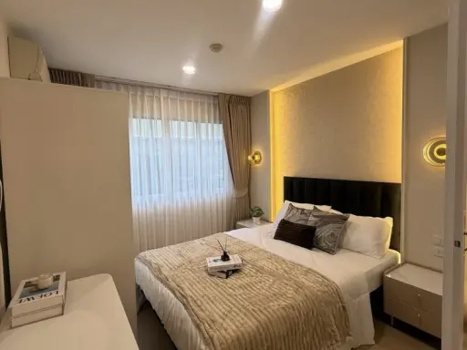 For sale: Lumpini Town Bodindecha-Ramkhamhaeng. Modern Minimalist style decoration with warm, comfortable tones. Separate bedrooms. Fully furnished, r images
