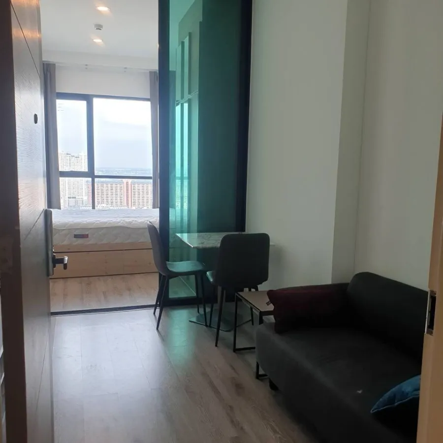 For rent: Knightsbridge Collage Ramkhamhaeng, high floor, beautiful view, partition room is very well proportioned. just come in