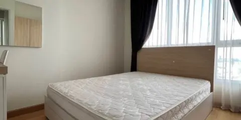 ขาย Life @ รัชดา-สุทธิสาร ห้องกั้นเป็นส่วนตัว ได้ความสูงกำลังพอดี เฟอร์นิเจอร์ครบชุด จับจองกันได้เลย