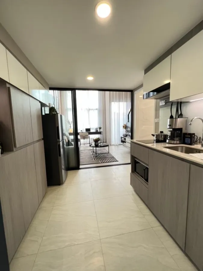 ขายดาวน์คอนโด โครงการ ออริจิ้น ปลั๊ก แอนด์ เพลย์ สิรินธร สเตชั่น 1 Bedroom Duo ชั้นสูง ราคาดี จองเลย