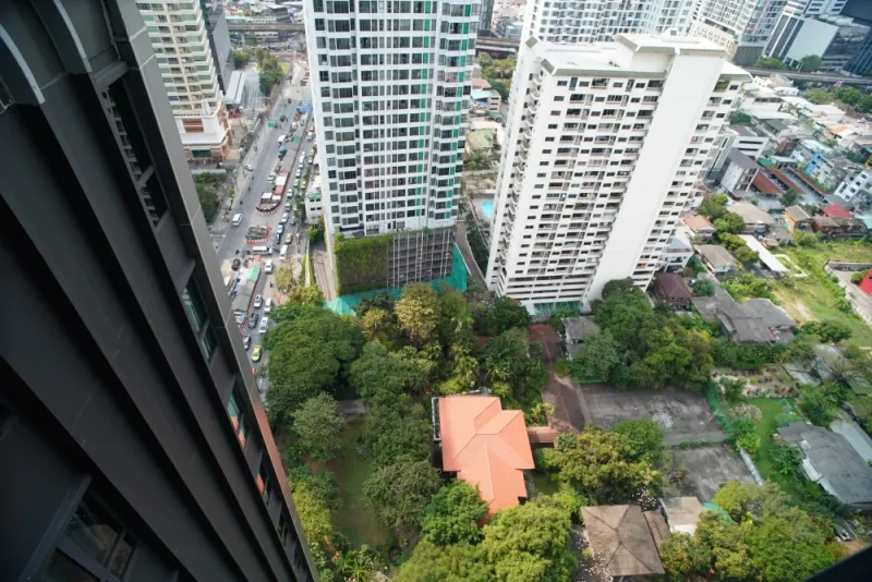 ให้เช่า IDEO Q Siam–Ratchatewi ห้องพร้อมอยู่ เฟอร์พร้อม ชั้นสูง จองเลย