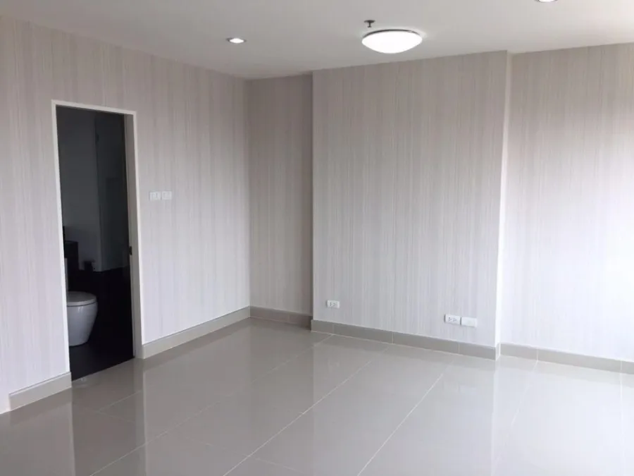 Urgent sale!! Condo Bangkok Horizon Petchkasem, 19th floor, new room, fully furnished. Ready to move in, don't miss it!!