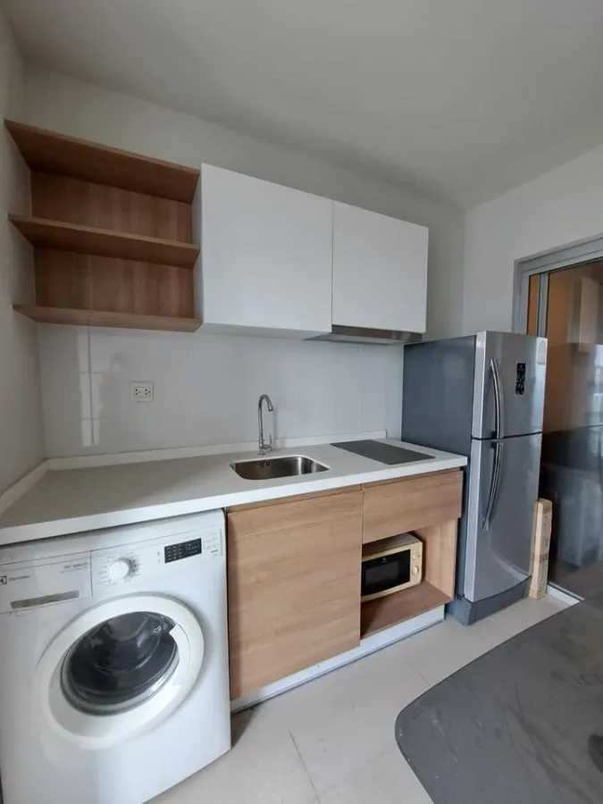 Sell Centric Tiwanon, nice room, furnished + complete electrical appliances, best price, book now