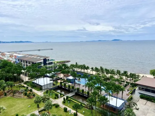 ขาย ให้เช่า คาซาลูนาร์ พาราดิโซ ชั้น 13 วิวทะเลสวยมาก ห้องตกแต่งอย่างดี โทนสีสบายตา ดีแบบนี้จองเลย