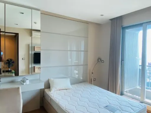 Condo for rent Address Asoke, spacious room, usable area, fully furnished, ready to move in, hurry and reserve now.