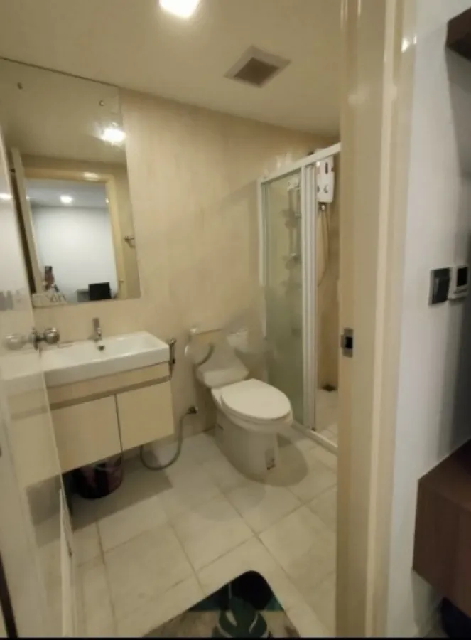 For rent!! Condo Atmoz Lakeside Ladprao 71, 8th floor, Building A, beautiful room, ready to move in, book now!!