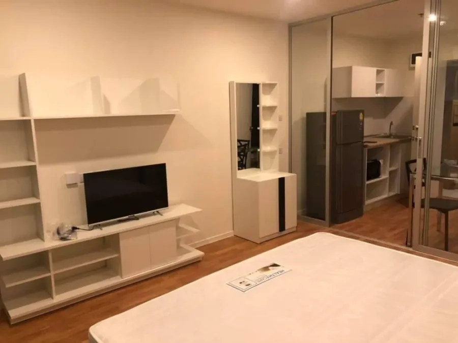 For rent: Lumpini Ville Pattanakarn-Srinakarin. Just bring your bag and move in. Fully furnished. Reserve now!
