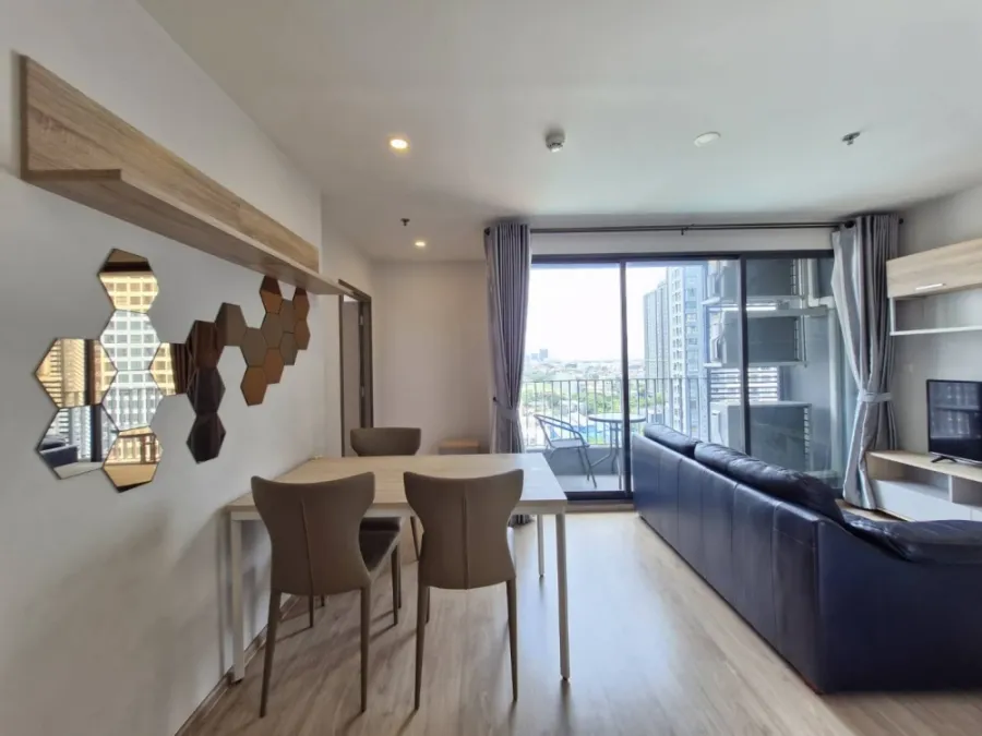 Condo for rent: IDEO O2, large room, comfortable living, 14th floor, pool view, convenient, complete in one place. Don't miss it, you'll regret it.