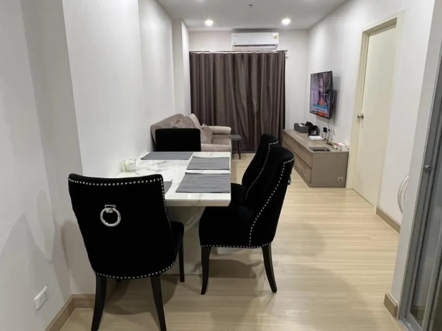 ขาย Supalai Veranda Phasi Charoen Station ชั้น 14 ห้องกว้างมาก วิวสระว่ายน้ำ โซฟาเบดนั่งสบาย จองเลย