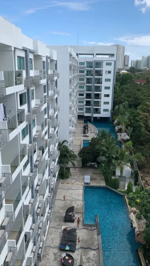 Club Royal Wongamat for sale, 1 bedroom, 1 bathroom, good location, convenient transportation, beautiful view, reserve now.