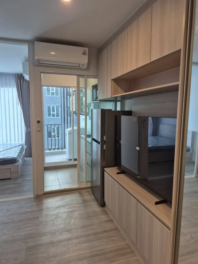 For rent: Regent Home Bangna. Nice room, fully furnished, high floor. Book now!
