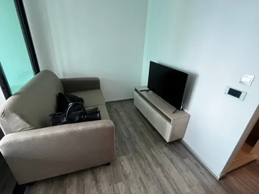 For rent: Brown Condo Phahonyothin-Saphan Mai, fully furnished, full electrical appliances, book now before it's gone.