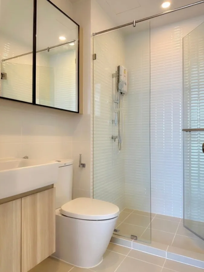 For rent Chewathai Kaset Nawamin, 8th floor, beautiful room, fully furnished, just carry your bags and move in immediately. Book now, don't miss it.