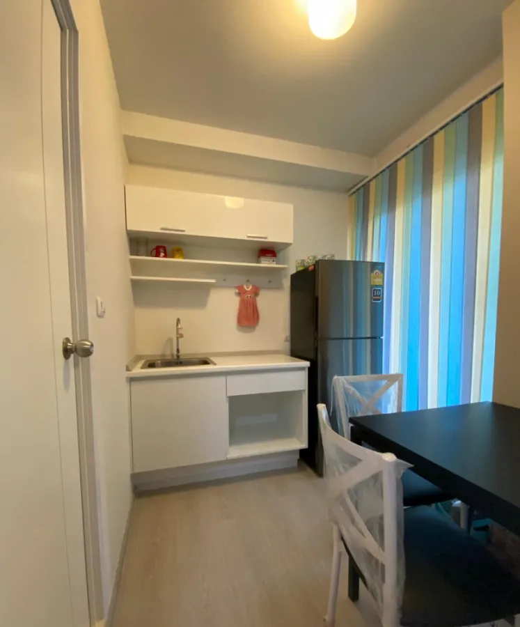 Plum Condo Park Rangsit ให้เช่า ตกแต่งวอลเปอร์รอบห้อง เฟอร์บิวท์อิน ห้องดีแบบนี้ไม่จองไม่ได้แล้ว