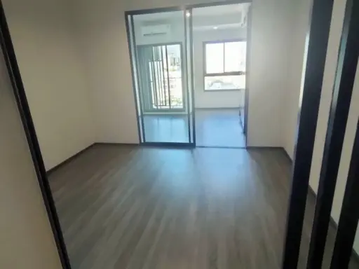 Down payment sale, Ideo Chula Samyan, room next to the garden, high floor, beautiful view, interested, hurry up to reserve before slipping out of hand
