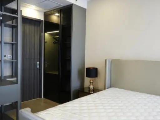 Quick sale / rent, Ashton Asoke condo, near the train, fully furnished, ready to move in, 17th floor, miss it and regret !!