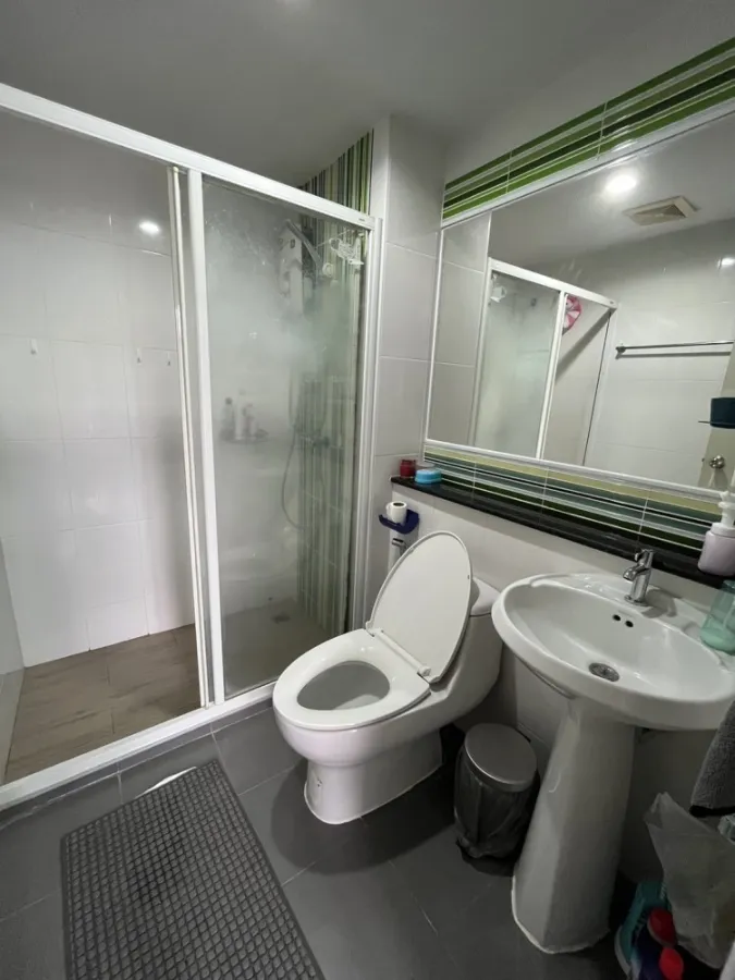 ขาย คอนโด REGENT ORCHID SUKHUMVIT 101 ชั้น 15 ห้องกั้นเป็นสัดส่วน มาแต่ตัวเข้าอยู่ได้เลย