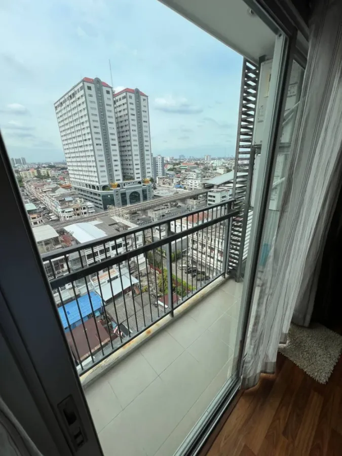 ให้เช่า Thana Arcadia Condo ห้องชั้นสูง เฟอร์พร้อม หิ้วกระเป๋ามาได้เลย++