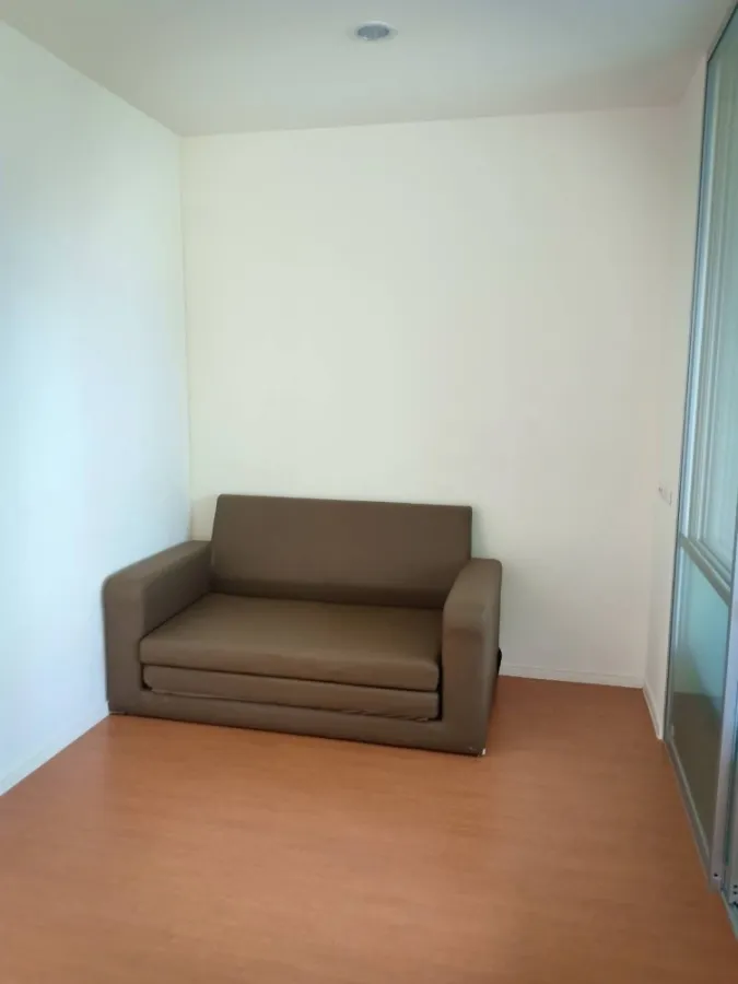 For sale: Lumpini Condo Town, North Pattaya, Sukhumvit (North Pattaya), partitioned room, sea view, fully furnished, book now.