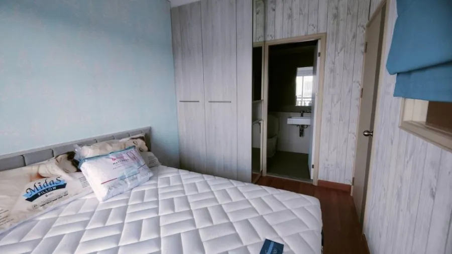 For rent Lumpini Place Taopoon Interchange Built-in in the whole room Modern and vintage style, must be reserved.