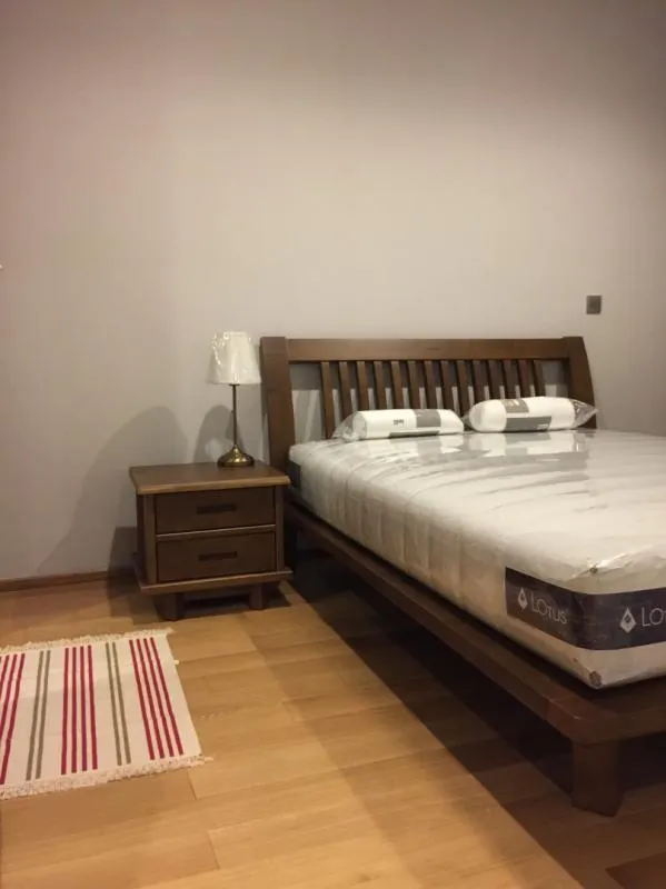 Condo for sale, Keyne by Sansiri, with furniture, this location is very worth investing. This light price comes quickly, definitely hurry.