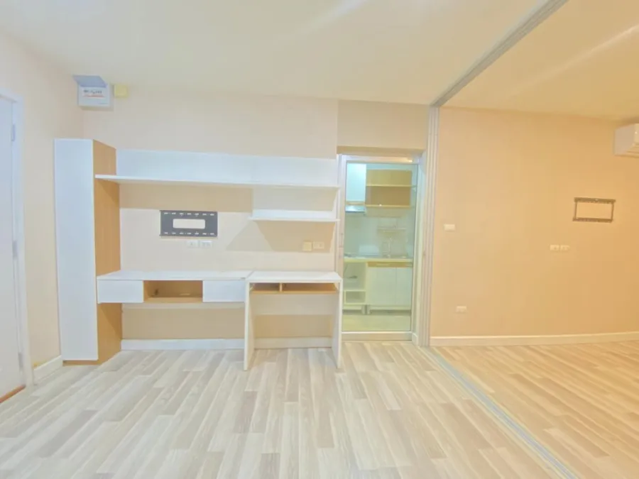 Condo for sale, The Cube Ramkhamhaeng, empty room, 1st floor, suitable for renovations, reserve quickly.