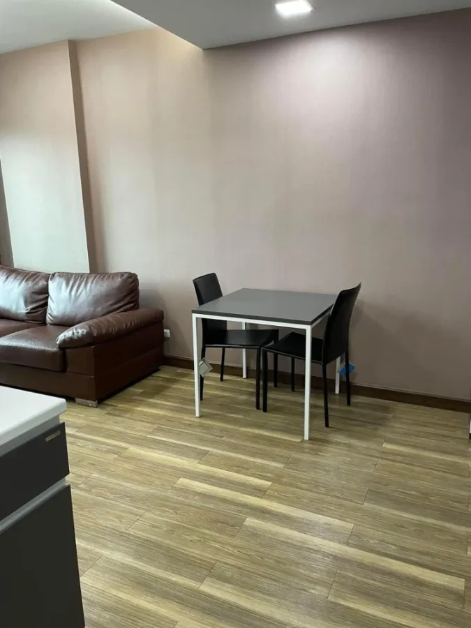The Harmonest Condo for rent, a lovely room, decorated in a cool theme, lots of usable space, comes with complete amenities. Reserve now!