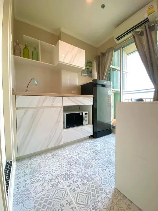 for rent/sale Condo for rent, Lumpini Ville Chaengwattana-Pak Kret. Near the Pink Line train, the most beautiful room, must arrange!