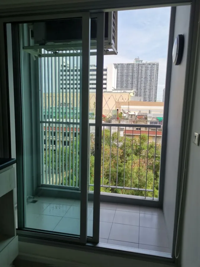 For rent แอสปาย สาทร-ท่าพระ 1 ห้องนอน 1 ห้องน้ำ ชั้น 7 วิวไม่บล็อค สนใจรีบจับจองก่อนหลุดมือ