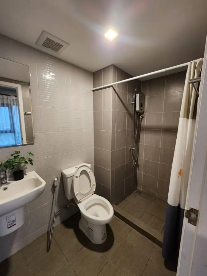 Condo for rent Kensington Sukhumvit-Theparak with fully furnished. The decoration looks very good, the price is reasonable, book now.