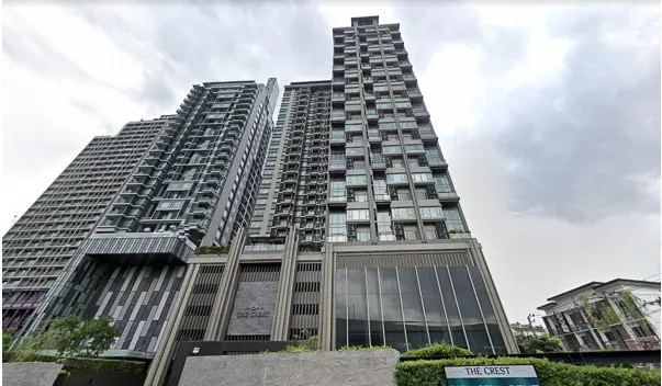 For sale: The Crest Sukhumvit 34, 2 bedroom Duplex Unit, high ceiling, airy, fully furnished, reserve now.