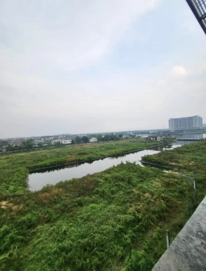 ให้เช่า Double Lake condominium ชั้น 7 ห้องกว้างขวาง วิวริมทะเลสาบ ไม่ใช่ด้านติดถนน ห้ามพลาด