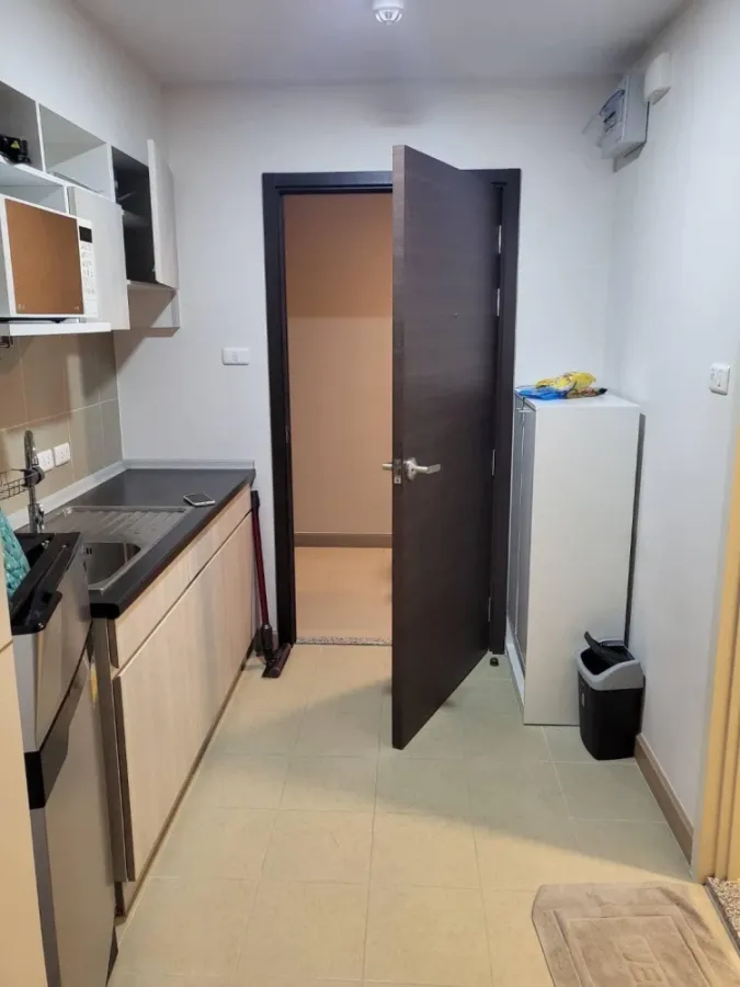 For sale or rent Supalai Park Talat Phlu Station Studio room, fully furnished, beautiful view, hurry and book now.