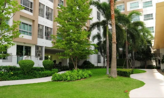 Quick rental, Q house sathorn condo, fully furnished and electrical appliances. ready to move in