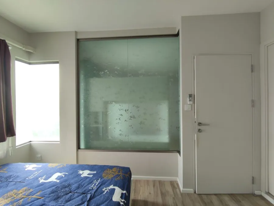 For sale, for rent, Condo Ease 2 Rama 2, 4th floor, bright and comfortable room, partitioned, with furniture, don't just look.