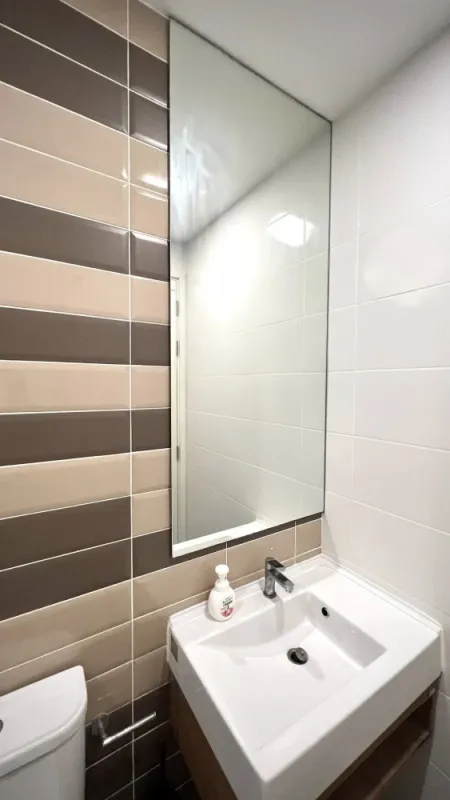 ขาย Brown Condo Ratchada 32 ห้องมุม เป็นส่วนตัว ไม่มีคนเดินผ่าน Built-in ทั้งห้อง พร้อมอยู่ ไม่ต้องเสียเงินตกแต่งเพิ่ม