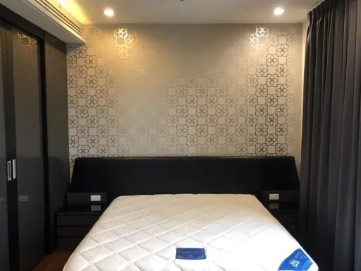 For rent!! Condo Ashton Morph 38, beautifully decorated room. Fully furnished View of Sukhumvit Road, hurry and reserve now!!
