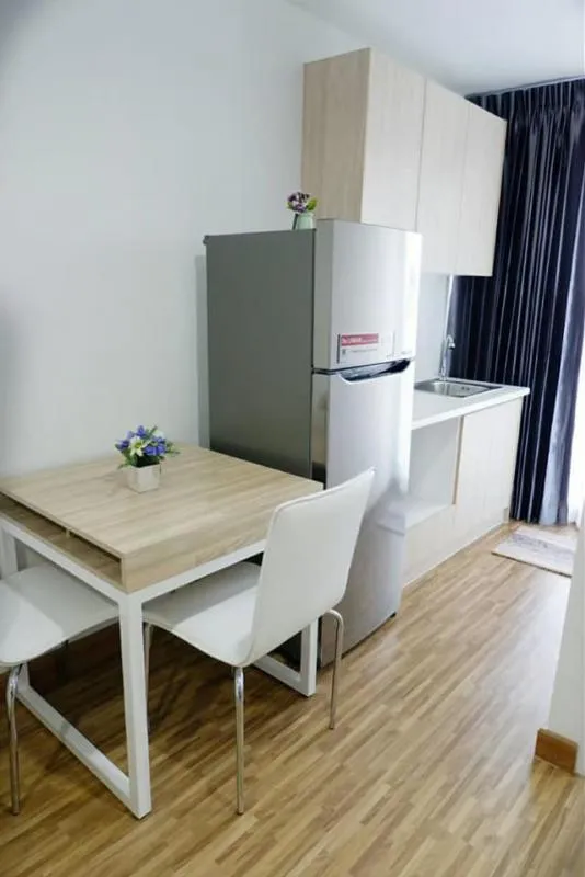 For Rent The Iris Bangyai ห้องแต่งสวย โทนสีขาว สบายตาสุดๆ ให้ฟิลเหมือนอยู่บ้าน สวยขนาดนี้จองด่วนๆ