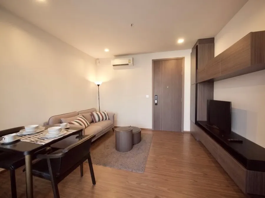 For sale: The Line Sukhumvit 71, size 34.69 sq m, 10th floor, comfortable, not cramped, fully furnished, ready to move in.