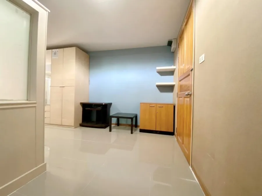 Condo Ratchada City 18 rooms ready to move in fully furnished Full facilities, book now.
