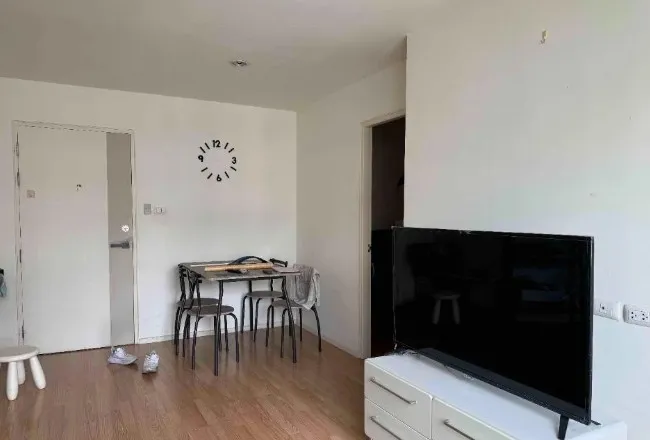 For rent, Lumpini Ville On Nut-Phatthanakan, 7th floor, garden view, north, complete with furniture and electrical appliances.