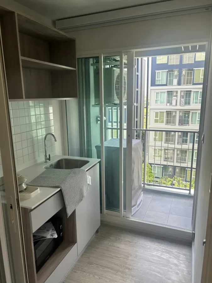 For rent: Cave Town Island, 6th floor, Caribbean pool view, beautiful view, fully furnished room, interested, hurry and book now, don't miss out.