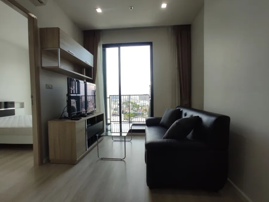 ห้องดีมาแล้วจร้า ให้เช่า Quinn Condo 1 ห้องนอน เฟอร์นิเจอร์ครบสุดๆ มาแต่ตัวเข้าอยู่ได้เลยจ้า