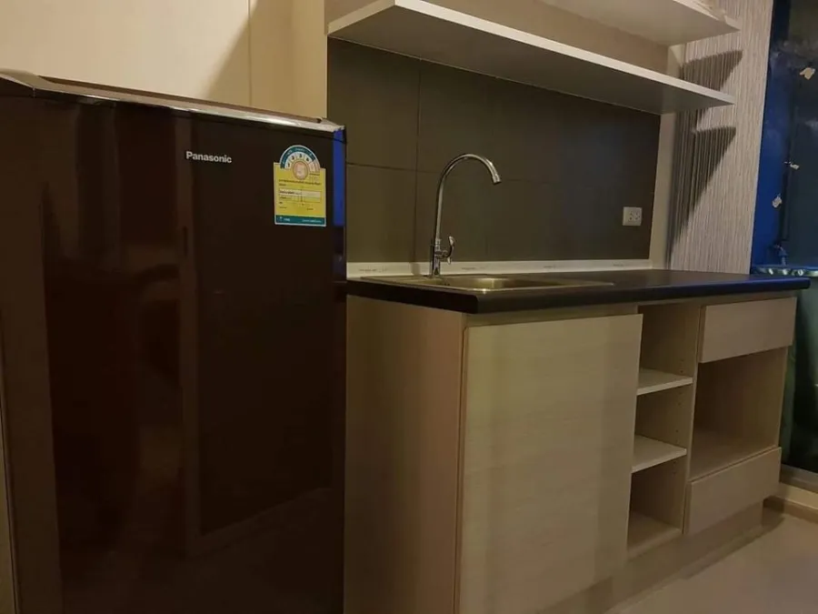 For sale, for rent!! Condo Condo Aspire Ratchada-Wong Sawang, 7th floor, swimming pool view. The room is fully decorated, you can move in!!