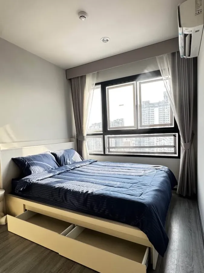 Condo for sale, Ideo Ramkhamhaeng Lam Sali Station, corner room and larger room size than normal rooms, hurry and book now.